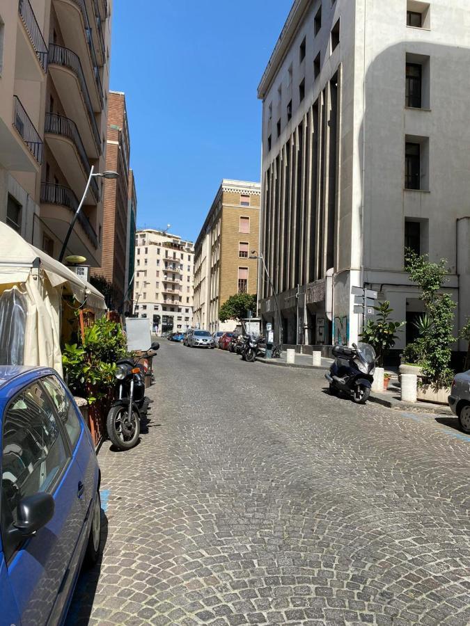Heart Napoli Apartment Luaran gambar