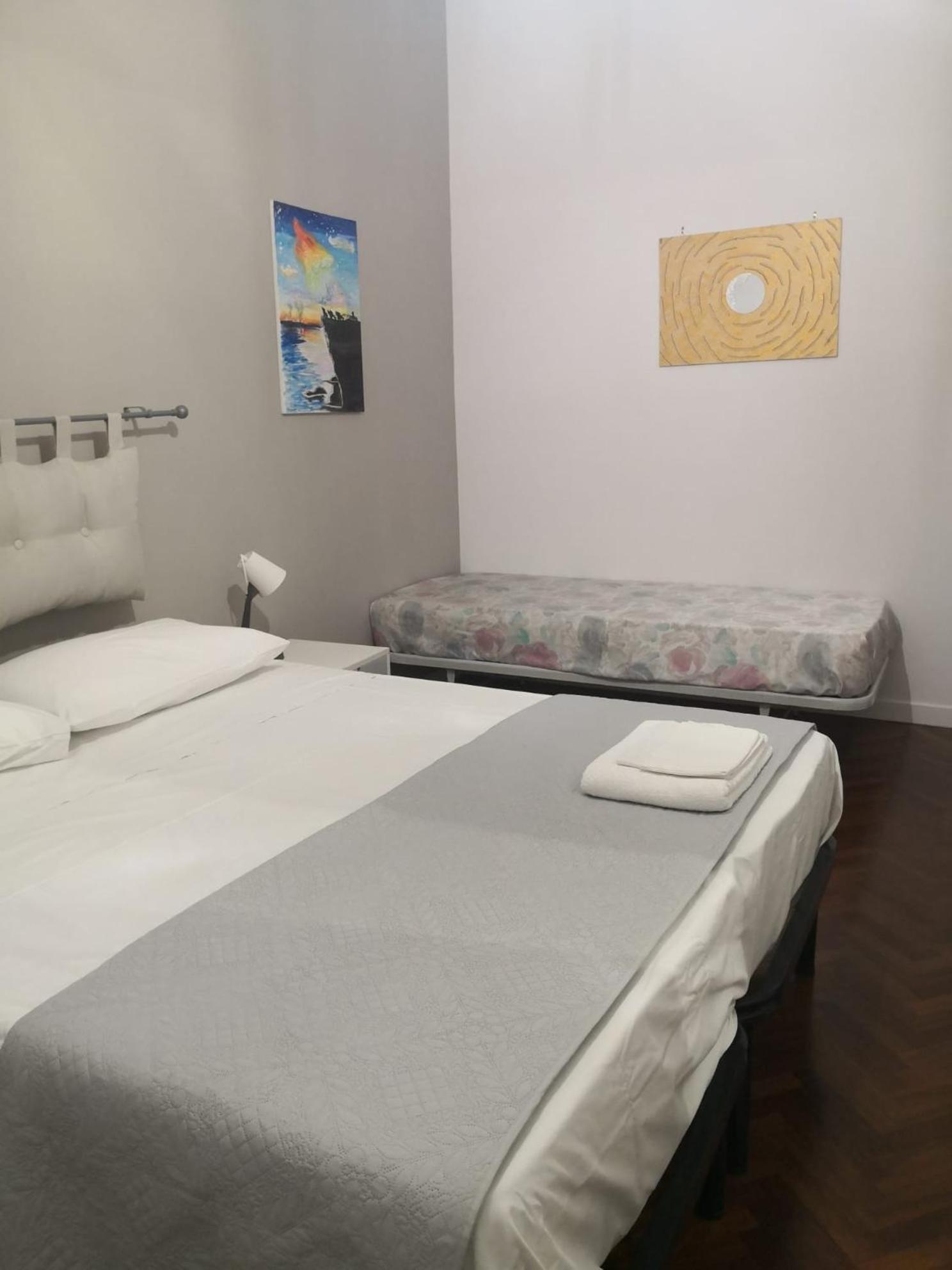 Heart Napoli Apartment Luaran gambar